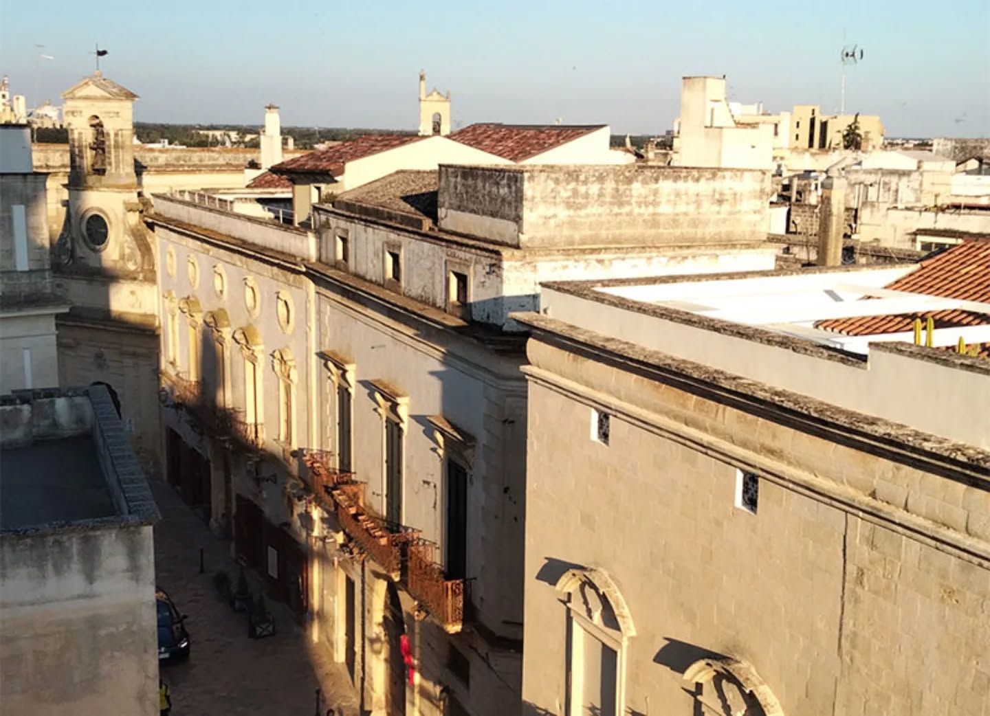 “Galatina dall’alto”: un tour tra chiese, palazzi e terrazze con uno sguardo esclusivo sulla città

🌐 www.galatina24.it