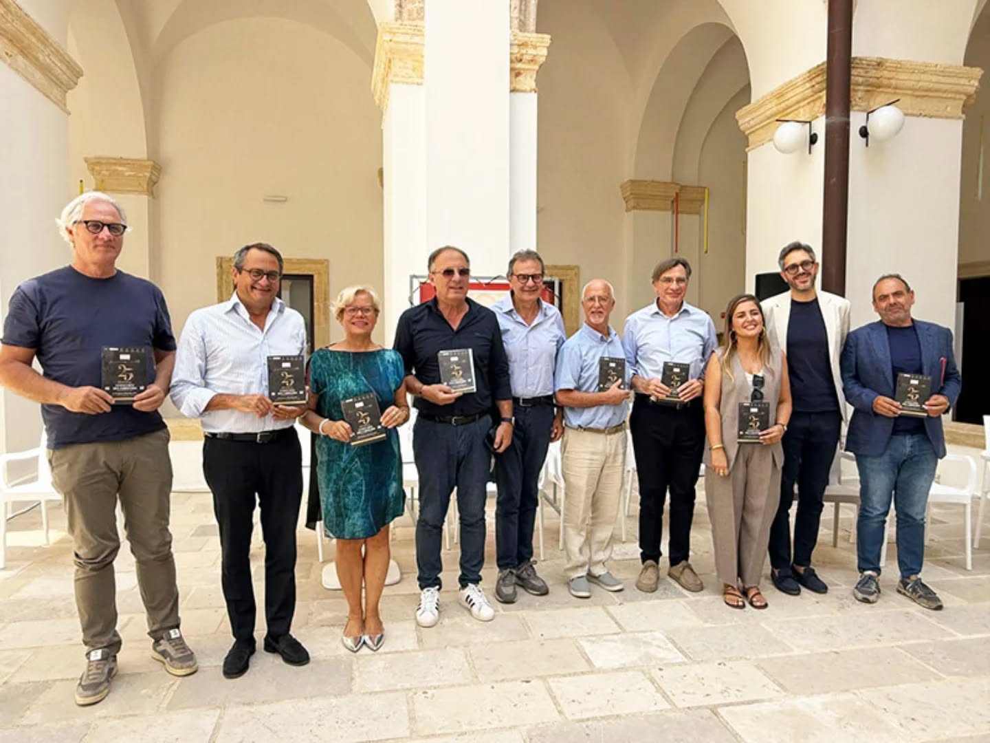 Presentata a Galatina la XXV edizione del Festival “I concerti del chiostro”.
🌐 www.galatina24.it