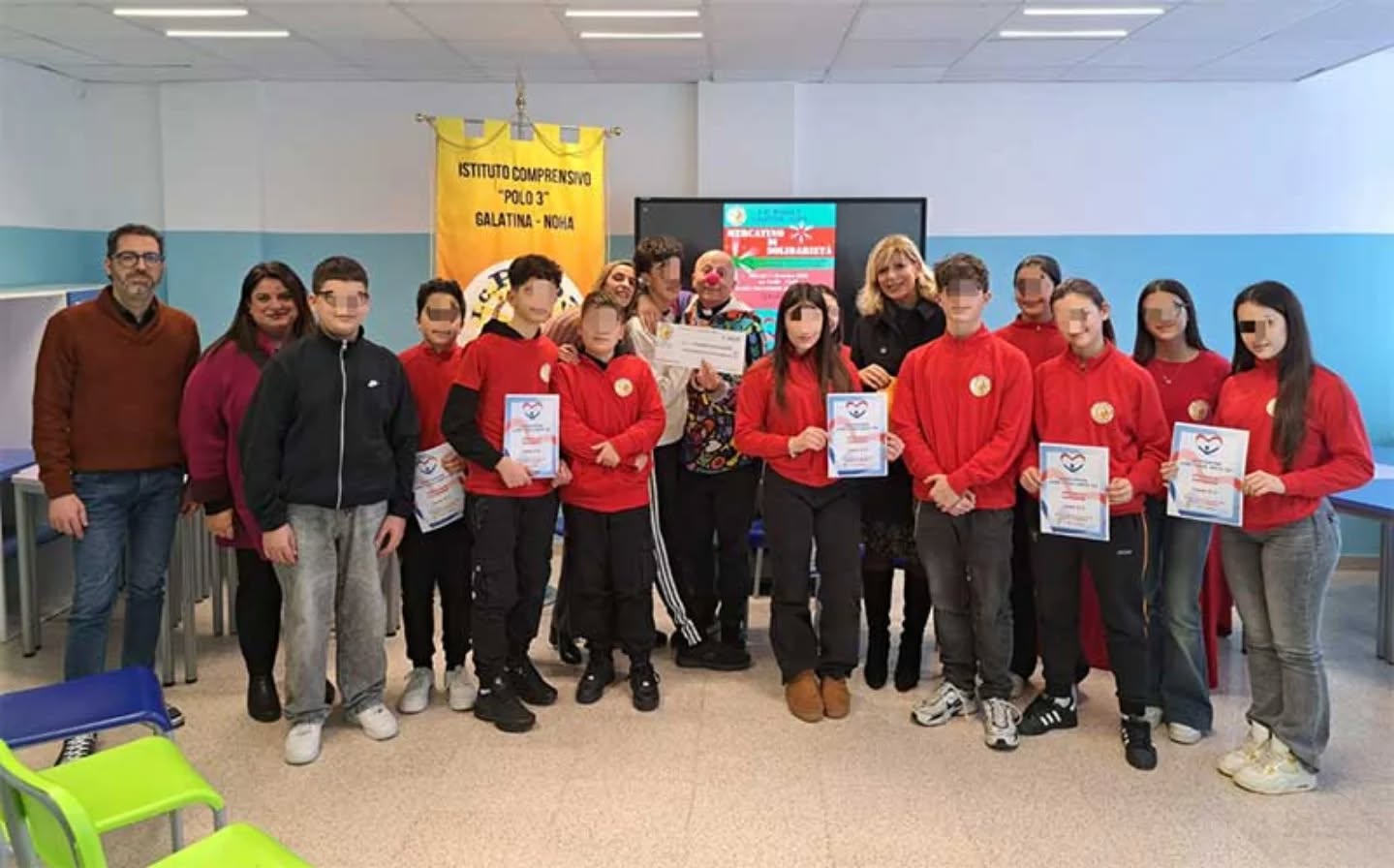 Il “Mercatino di solidarietà” dell’Istituto Comprensivo Polo 3 di Galatina-Noha.

🌐 www.galatina24.it