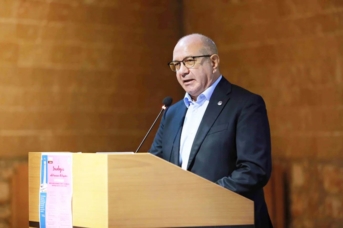 Medici di famiglia: “Fateci curare i nostri assistiti. Basta con direttive astruse e vincoli burocratici”

🌐 www.galatina24.it