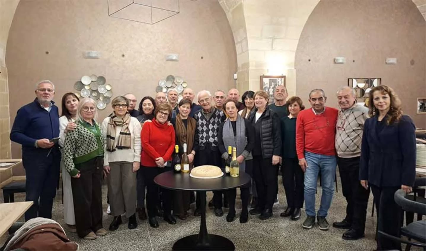 Incontrarsi dopo 50 anni, condividere ricordi, nel segno dell’amicizia!

🌐 www.galatina24.it