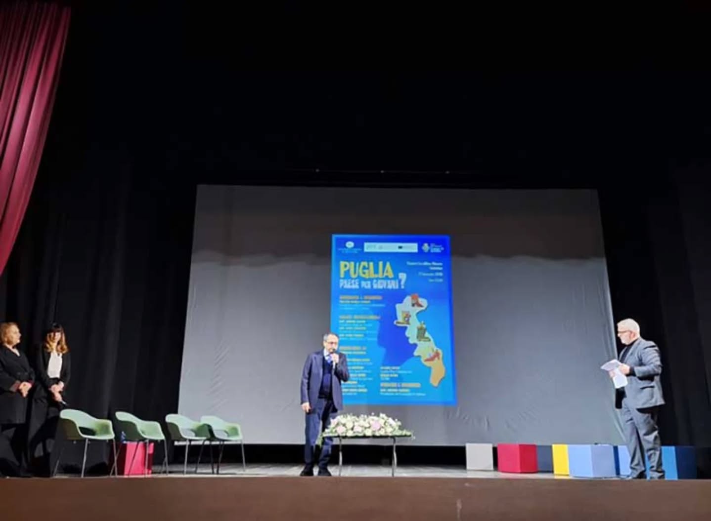 Partecipazione e coinvolgimento al convegno “Puglia, Paese per giovani?” organizzato dal Liceo Vallone.

🌐 www.galatina24.it