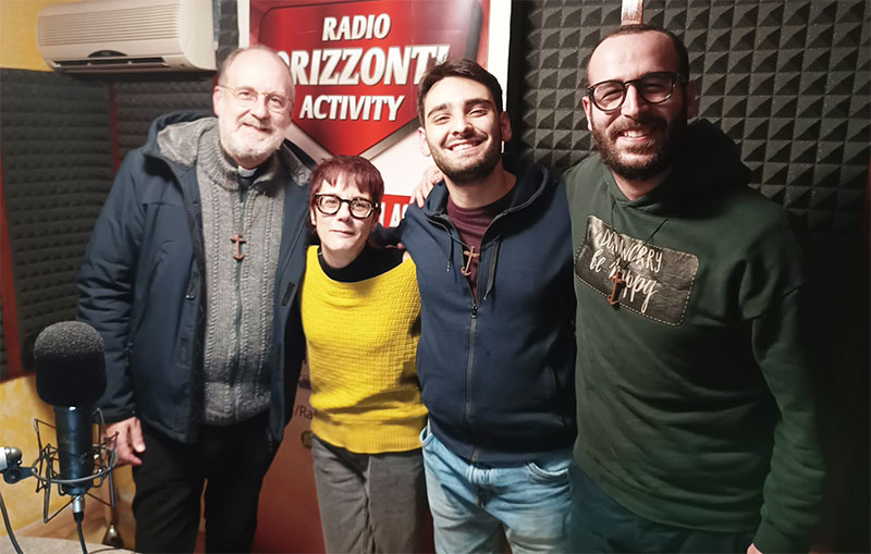 Chiesa e giovani: la vita intesa come una vocazione. Un incontro a Radio Orizzonti Activity Chiesa e giovani: la vita intesa come una vocazione. Un incontro a Radio Orizzonti Activity