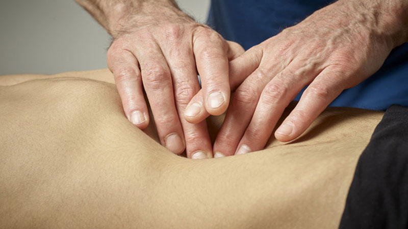 “F. Il bambino e l’osteopata misterioso”, il nuovo saggio di Claudio De Nuzzo “F. Il bambino e l’osteopata misterioso”, il nuovo saggio di Claudio De Nuzzo