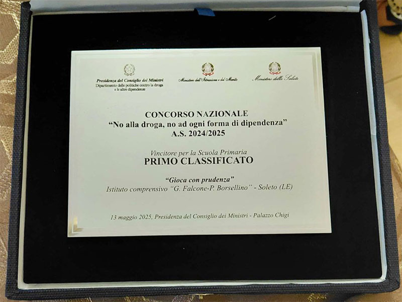 L’Istituto “Falcone e Borsellino” di Soleto si distingue a livello nazionale con due importanti riconoscimenti L’Istituto “Falcone e Borsellino” di Soleto si distingue a livello nazionale con due importanti riconoscimenti