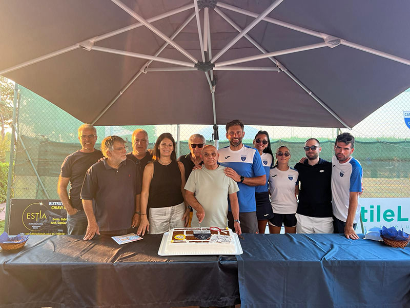 Il Circolo Tennis Galatina festeggia la fine della stagione sportiva tra emozioni ed entusiasmo Il Circolo Tennis Galatina festeggia la fine della stagione sportiva tra emozioni ed entusiasmo