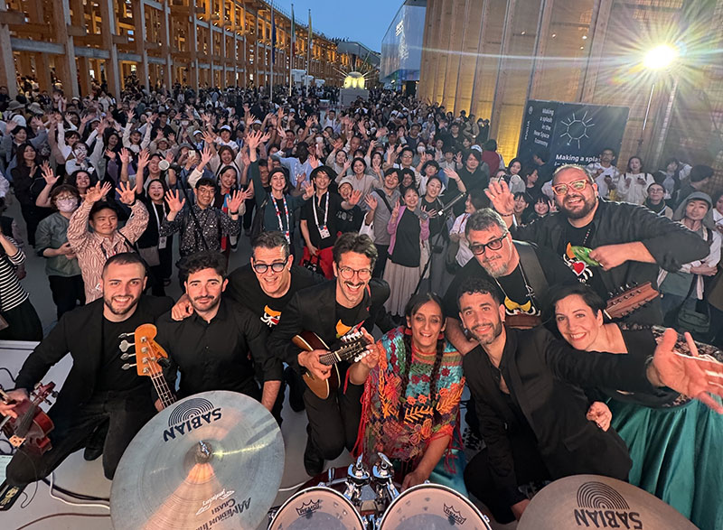 L’Orchestra Popolare La Notte della Taranta a Shanghai L’Orchestra Popolare La Notte della Taranta a Shanghai