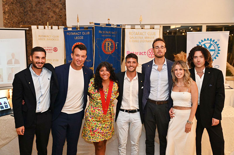 “Passaggio delle Consegne” per i giovani del Rotaract Club di Galatina “Passaggio delle Consegne” per i giovani del Rotaract Club di Galatina