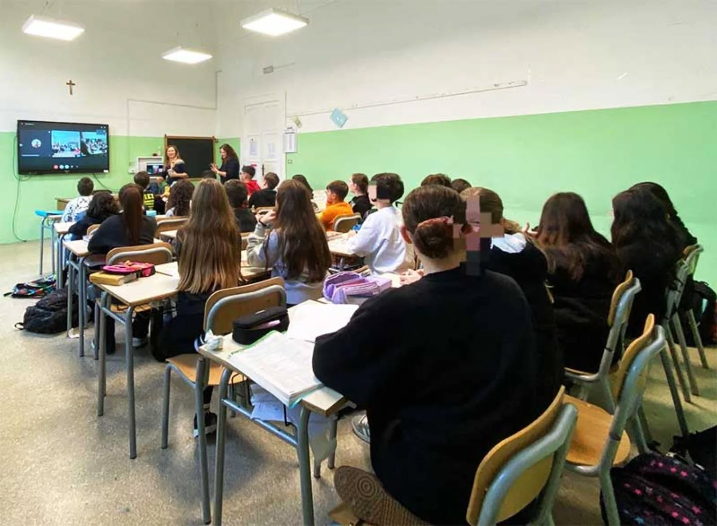 “100×100 Ponti d’educazione”. Polo 1 e Polo 3 di Galatina partecipano al progetto con le scuole ucraine

🌐 www.galatina24.it