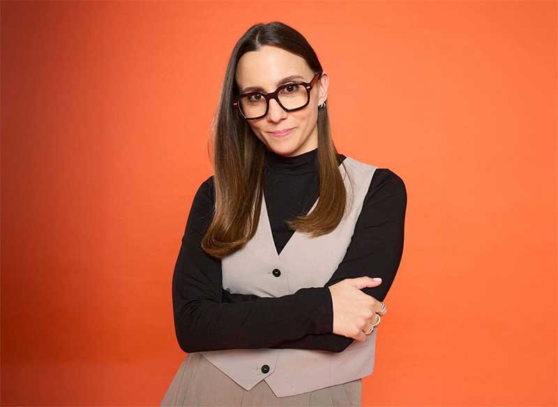 L’attrice Aurora Leone, volto dei The Jackal, in scena a Lecce con “Tutto scontato”