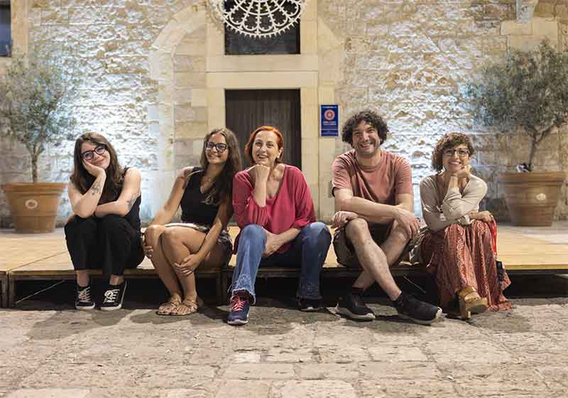 La cooperativa “Ventinovenove” festeggia dieci anni di spettacoli dal vivo, arte e relazioni