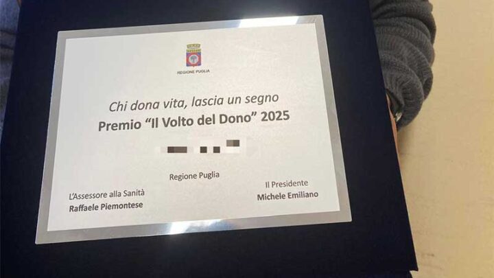 “Il volto del dono”: premiati nel Vito Fazzi di Lecce 200 donatori di sangue e midollo