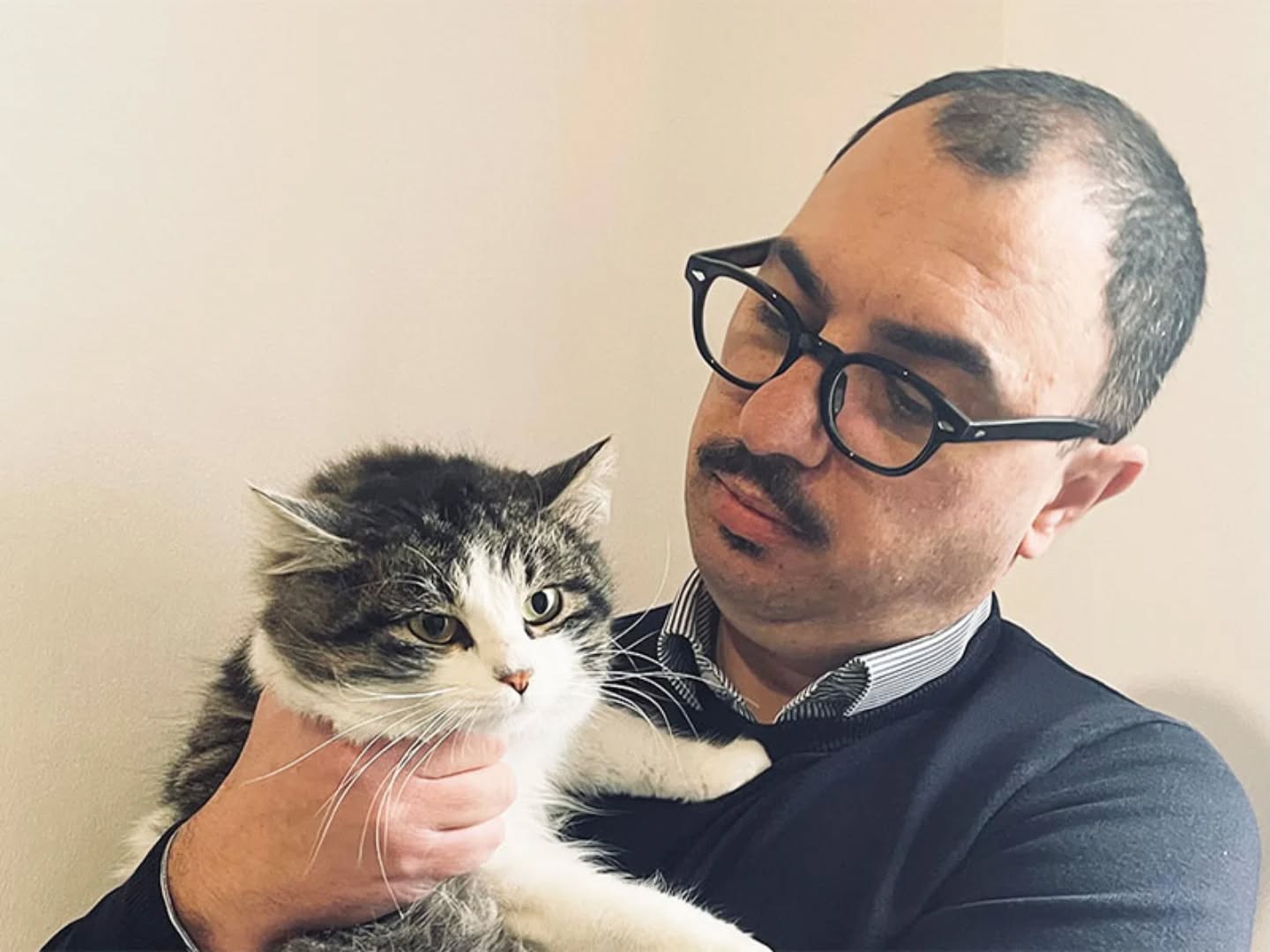 Il Comune di Galatina dona i medicinali ai volontari per le cure dei gatti randagi.

🌐 www.galatina24.it