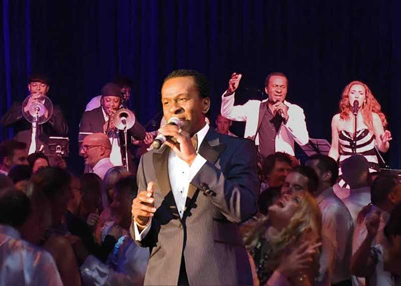 La magia delle feste si accende con un concerto evento di Colin Roy