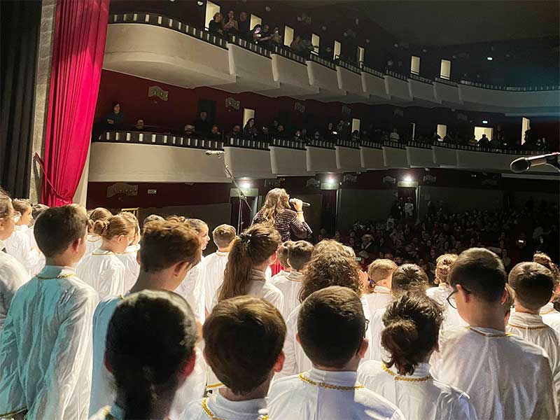 “Natale di tutti i colori” con gli alunni del Polo 3 di Galatina