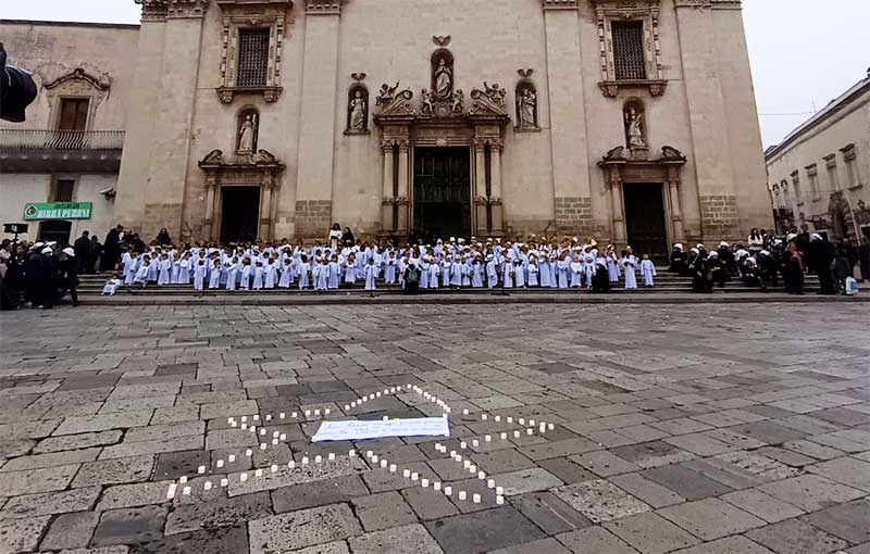 “Un coro per la pace”: i bambini del Polo 1 di Galatina e Collemeto protagonisti in piazza San Pietro