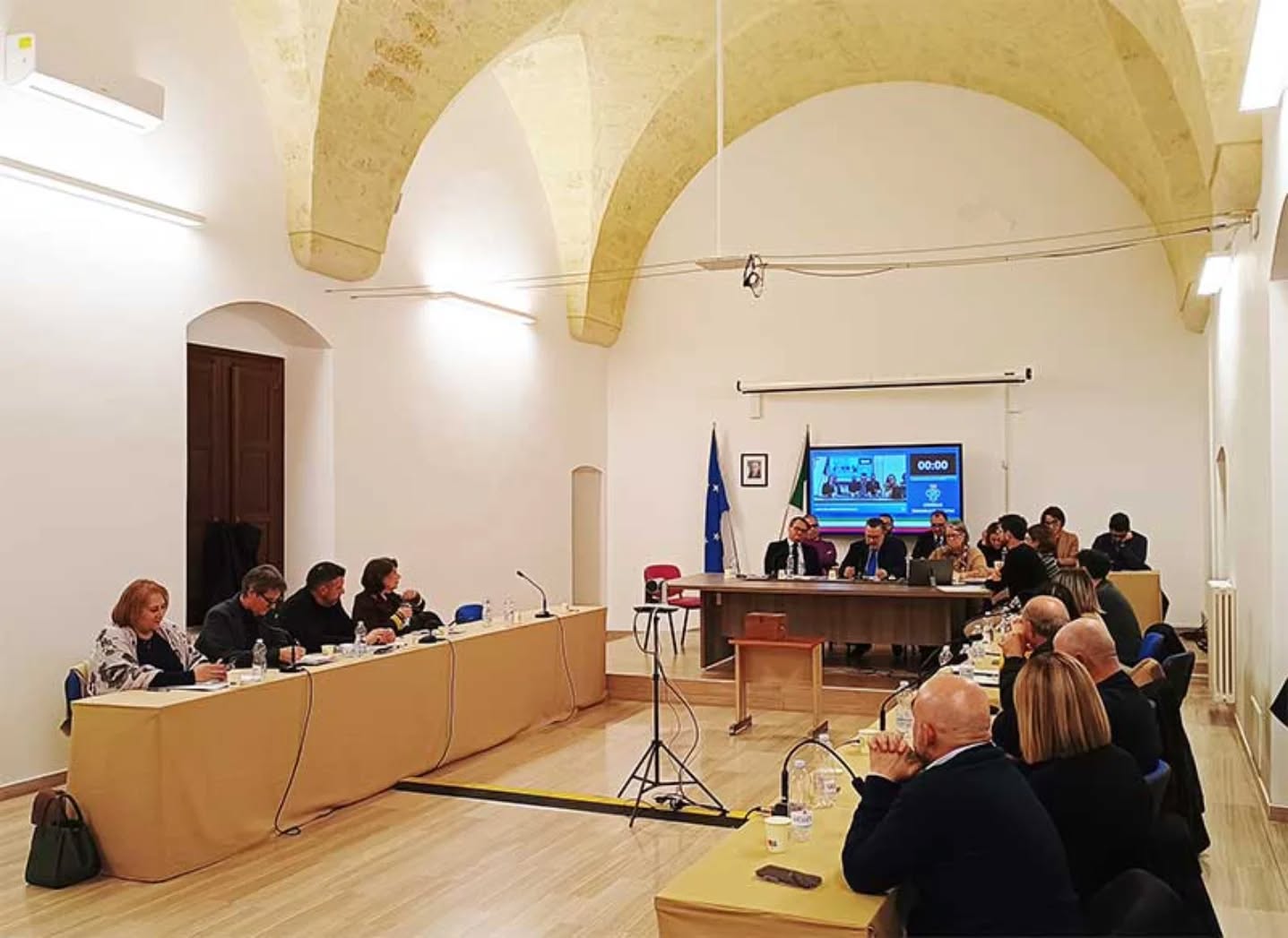 Tundo (CON): “Team o squadra? Parole vuote?”.

🌐 www.galatina24.it