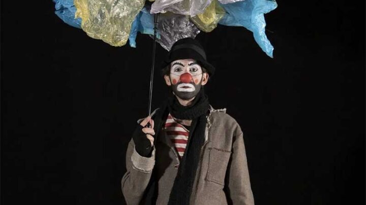 Clownerie, mimo, musica e grande immaginazione con “Casa Romantika” di David “Giulivo” Bianchi