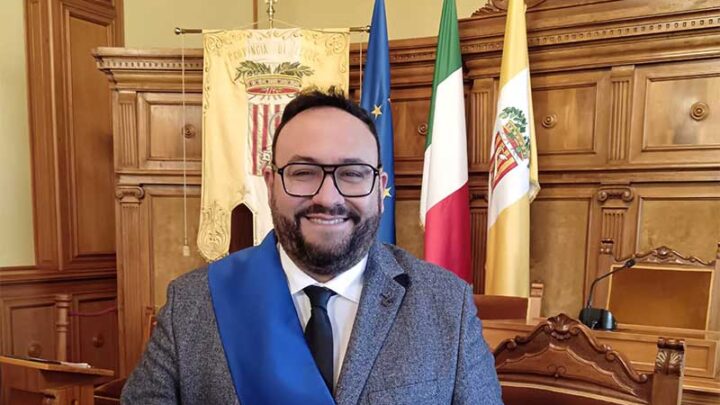 Tundo (CON): “Si è insediato Fabio Tarantino, continuiamo con il lavoro per la nostra terra”