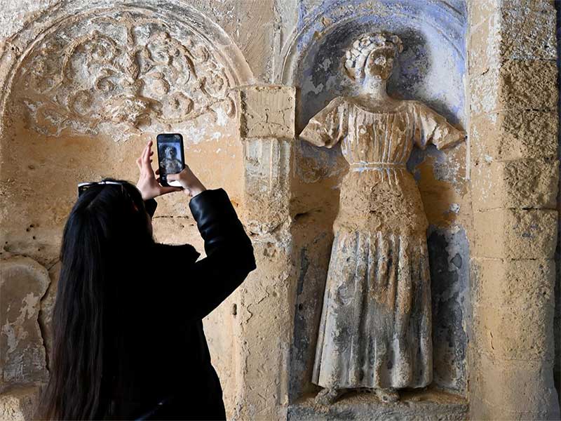 Tesoro nascosto di pietra e mito: il Ninfeo delle Fate incanta la Germania