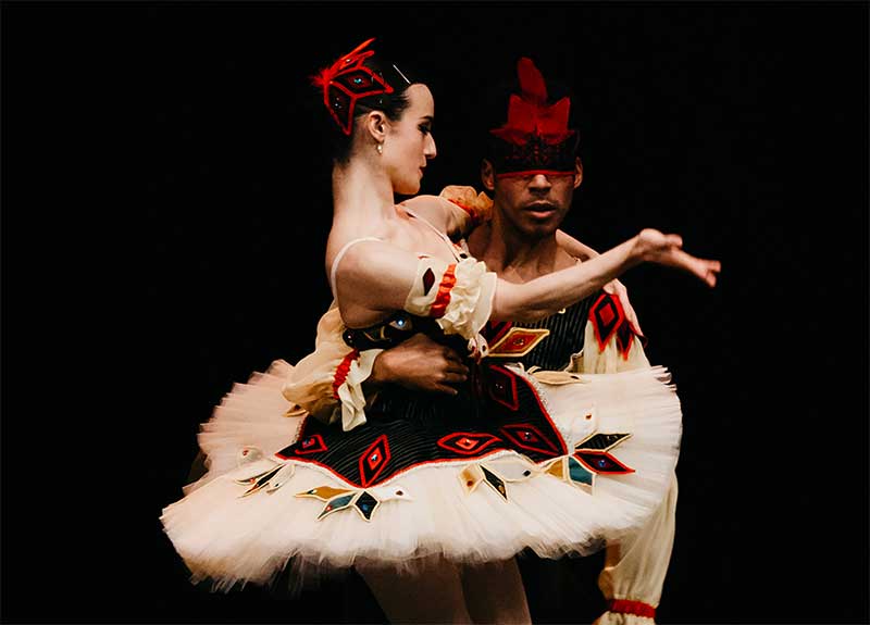 Il Balletto del Sud presenta “Le Maschere”, parata di artisti e capolavori dedicata al Carnevale