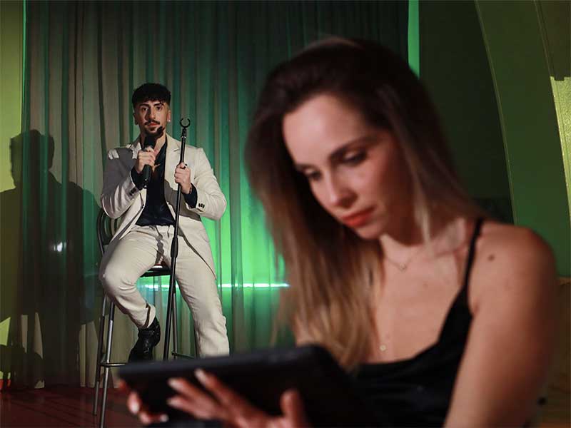 “La mia favola sei tu” è il titolo del nuovo singolo del cantautore salentino Riccardo Marti