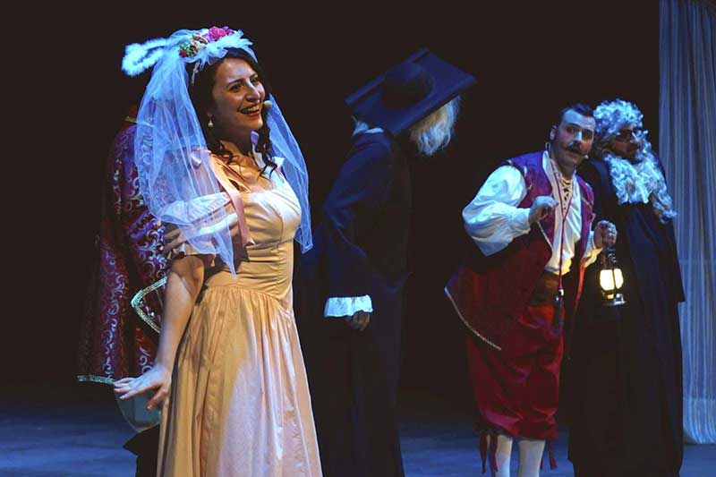 14.000 bambini e ragazzi cantano “Il Barbiere di Siviglia” con il progetto “Stregati dalla musica”