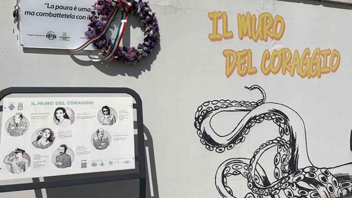 “Un fiore per il coraggio e la memoria”