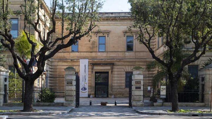 Dantedì, la mostra “Perché mi scerpi?” e l’inno ad Alighieri di Mercandante