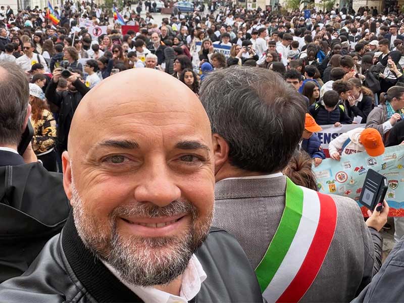 La “Marcia della Pace” a Galatina: la voce dei giovani è speranza per il futuro