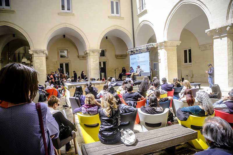 Torna a Lecce il “Festival Treccani della lingua italiana”. Parola chiave “dialogo”