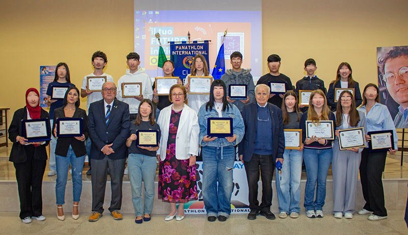Concorso “Giornalista per un giorno”: premiati quattro studenti del Liceo Colonna di Galatina