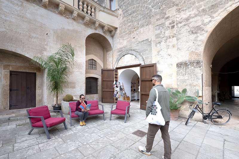 Rigenerazione culturale: il Castello di Corigliano d’Otranto “vola” al Museo archeologico di Napoli