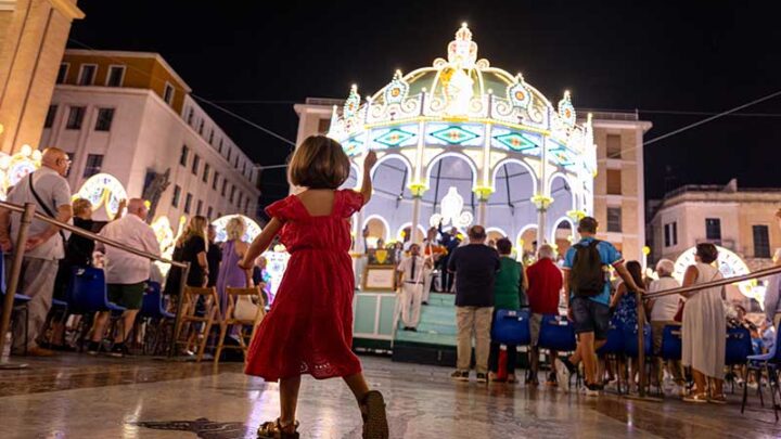 “Lecce – Nel cuore della tradizione”, il suono delle grandi feste popolari tra le vie e le piazze della città