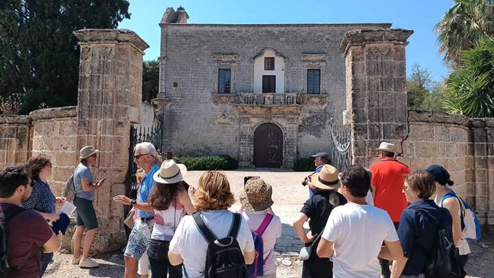 “Festival Déco” presenta una visita guidata alle ville eclettiche e barocche in località Cenate