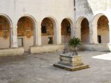 Galatina celebra l’arte contemporanea nel Chiostro della Basilica di Santa Caterina d’Alessandria