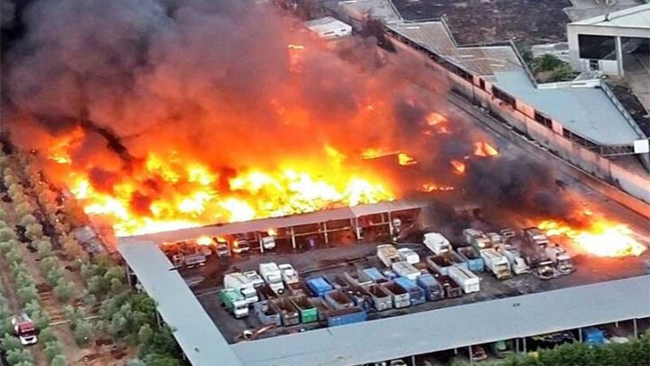Incendio ecocentro: aggiornamenti sulle verifiche e sulle misure a tutela dei cittadini