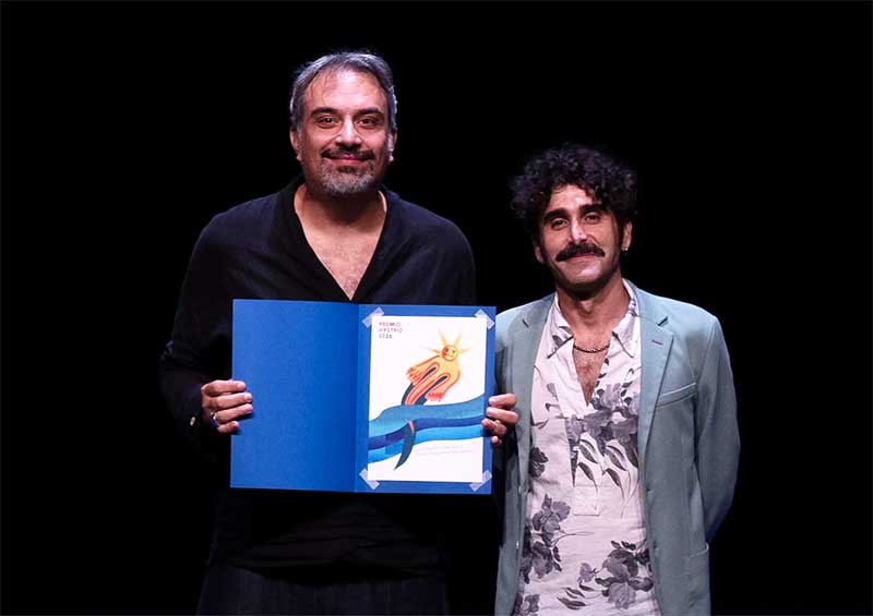 La compagnia leccese Factory Compagnia Transadriatica ha ricevuto a Milano il “Premio Hystrio”