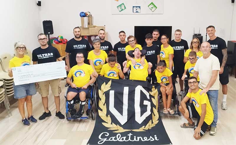 Dagli spalti alla solidarietà: i tifosi del Galatina Calcio al fianco di Abilmente Insieme OdV