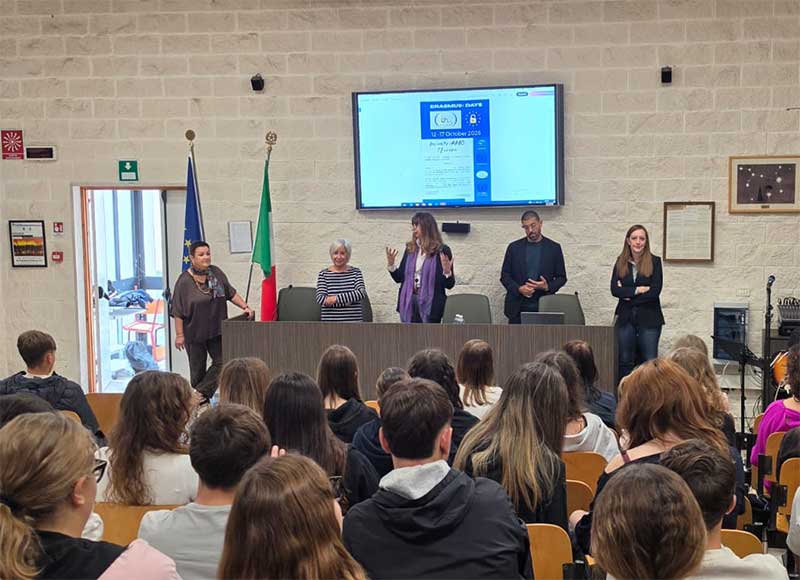 “L’Europa è la vostra casa”: al Liceo Vallone di Galatina si aprono gli Erasmus Days